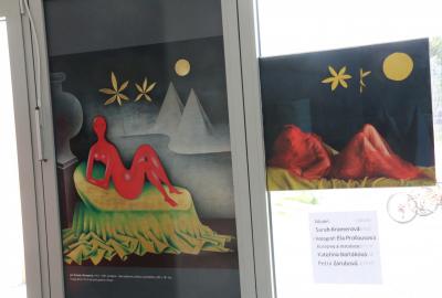 9. A Vv," Kopie obrazu ze školní galerie", instalovaná fotografie, skupinová práce (J.Zrzavý, Kleopatra-S.Kramerová, K.Bartáková, E. Profousová, P.Zárubová)