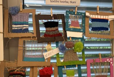 Tkaní gobelínu, textilní tvorba, 6.ročník