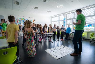 10.