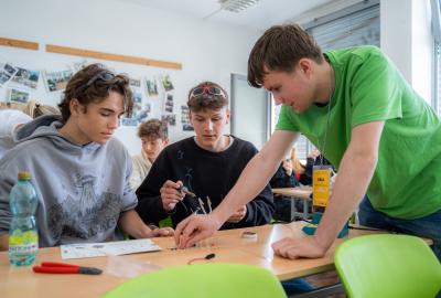 63. Workshop Začínáme s pájením