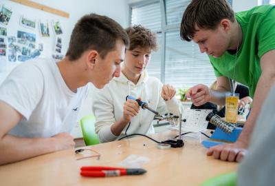 64. Workshop Začínáme s pájením