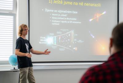 123. Fermiho paradox aneb Kde jsou všichni mimozemšťané - přednáška Jana Tomana a Tomáše Petráska