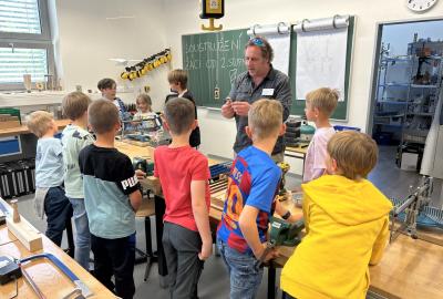 208. Workshop Soustružení