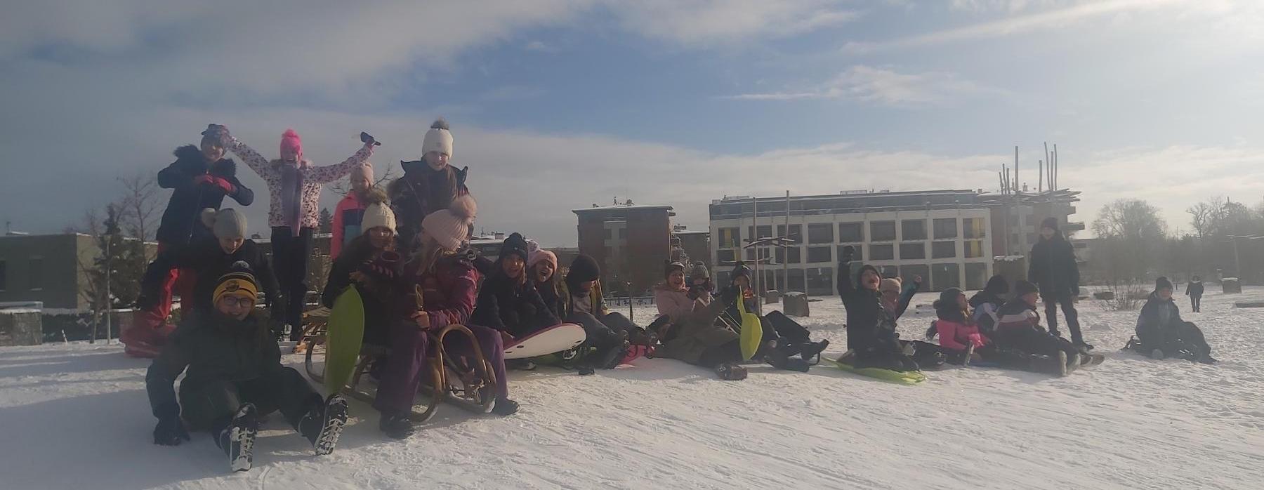 Tělocvik v (o)tepl(ov)ákách (4. B)