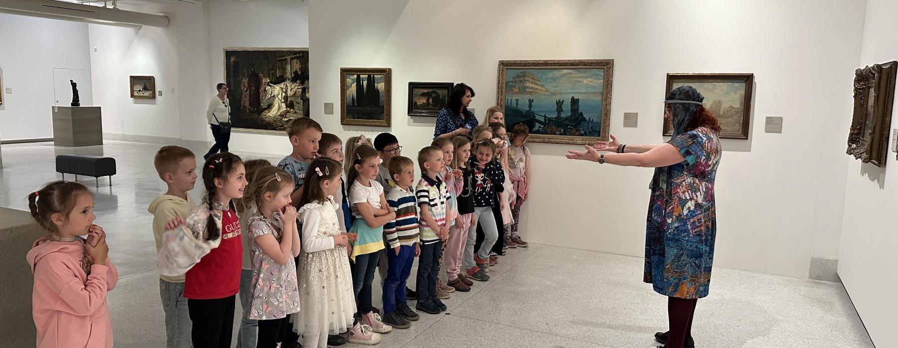 Návštěva galerie - Veletržní palác (1. B)