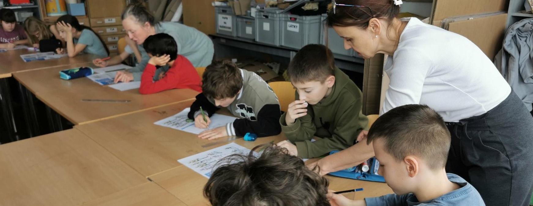 Vešla se ti hlava osmkrát do těla? (4.A)